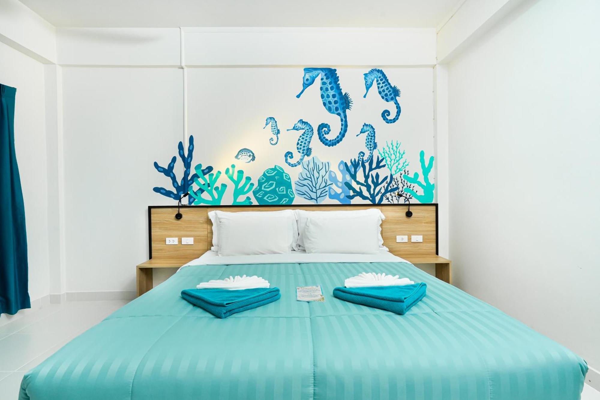 Touch Sea Boutique Hotel&Bistro Karon Exterior photo