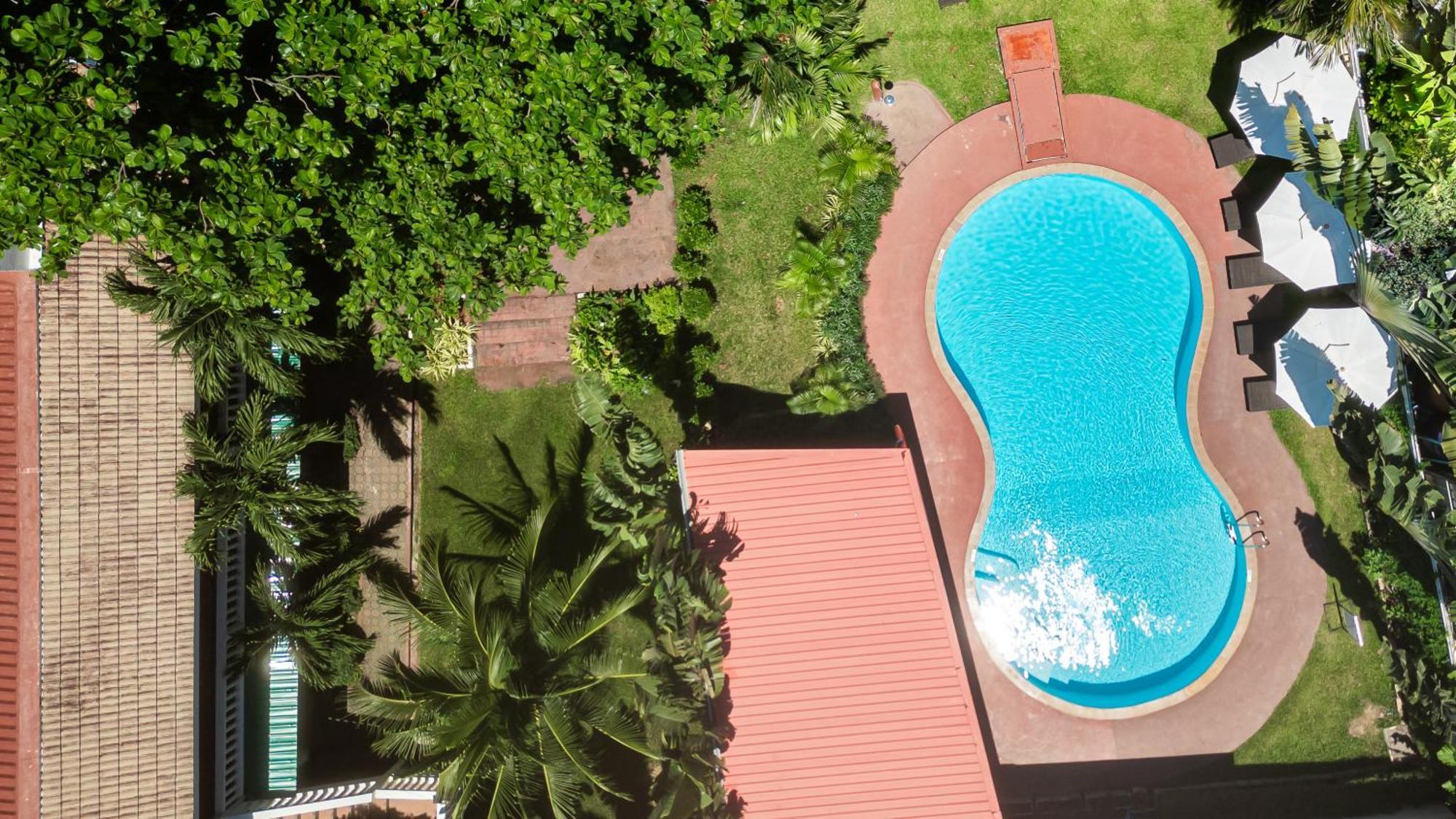 Touch Sea Boutique Hotel&Bistro Karon Exterior photo